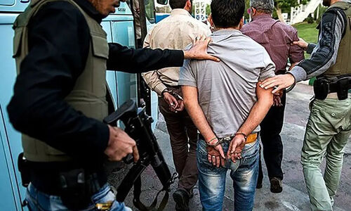 بازداشت عاملان تیراندازی در بهشت زهرا(س)؛ سلاح‌های سرد و گرم کشف شد