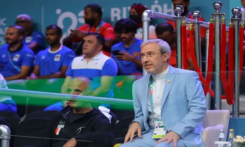 علی‌قارداشی: نوشاد عالمیان تنها لژیونر قطعی تیم ملی تنیس روی میز است!