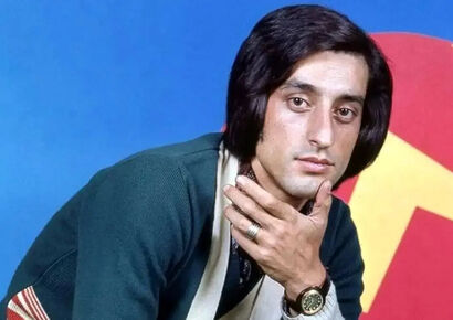 «ابی» اقای صدا در 70 سالگی و در حال گفتگو با فرامرز اصلانی؛ سال 98