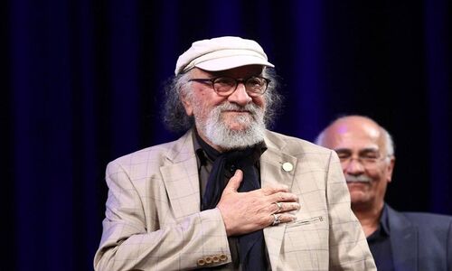 چهره جوان داریوش ارجمند در کنار امیریل کوچولو؛ سال ۵۳!