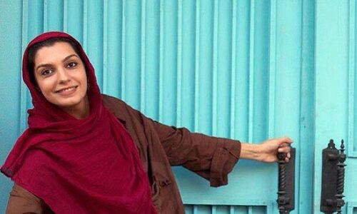 الیکا عبدالرزاقی بازیگر سریال اجل معلق: امین از نیمرخ خیلی شبیه کوروش کبیره سوارکاری و شمشیربازی هم بلده/امین زندگانی: من دلم میخواد یک زن هالیوودی نقش همسرم را بازی کند!