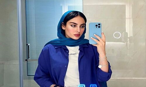 سفر در زمان با عکس‌های تولد ۲۲ سالگی ترلان پروانه در سال ۹۹