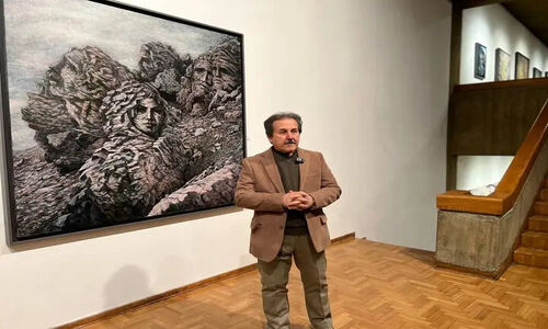 نقاشی که با سنگ رفاقت می‌کند؛ حرکت از عینیت به ذهنیت