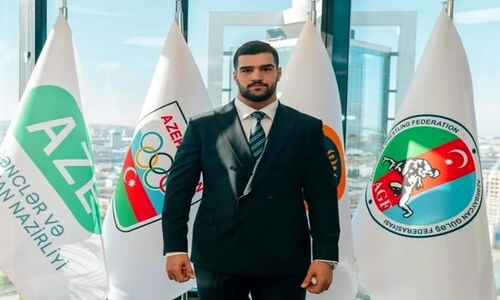 کشتی گیر ایرانی رسما ملی پوش جمهوری آذربایجان شد/ پیام اینستاگرامی امیررضا معصومی/ عکس