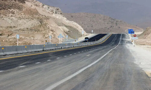 تردد روان در آزادراه کاشان-نطنز