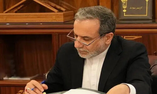 عراقچی: ایران در پاسخ  پشیمان‌کننده به هرگونه تعرضی تردید نخواهد کرد