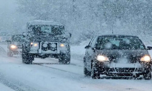 مصدقی: محورهای کوهستانی به‌ویژه مسیر شاهرود مسدود شد