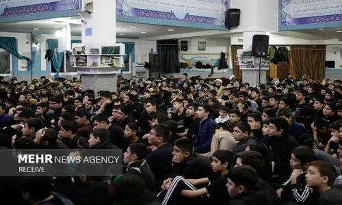 ۴۵۰۰ معتکف در مساجد ورامین؛ بانوان نقش محوری در برنامه‌ها