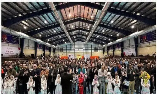 شب « دختر پدری» در بیرجند؛ حضور ۳۶۰ پدر در جشن دانش آموزی