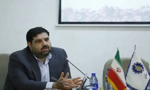 نکوداشت استاد مهدوی‌راد، الگویی مؤثر برای تقویت هویت قرآنی است