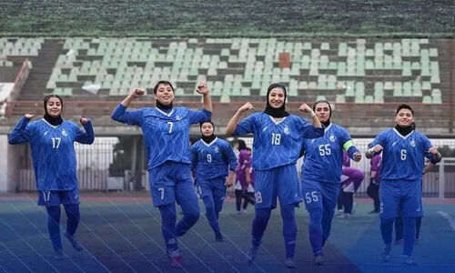 پیروزی قاطع زنان استقلال برابر فولاد در نیمه‌نهایی لیگ یک