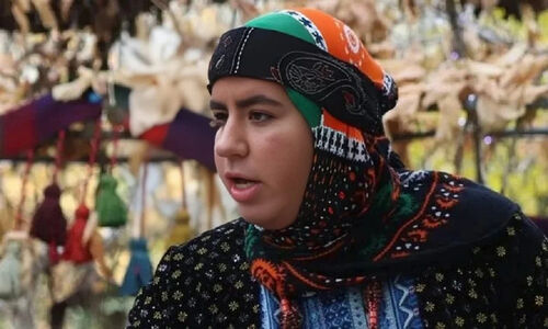 عکس جدید| روناک سریال نون خ با چهره جدید؛ بازیگر مو فرفری سینما چقدر کیوته!
