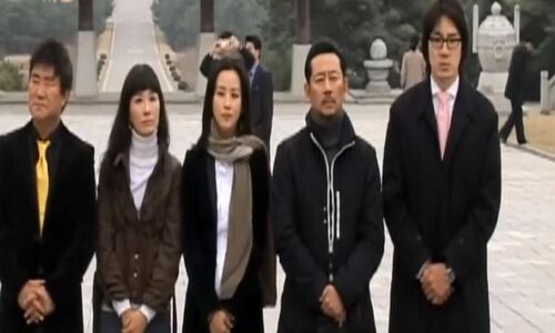 بازدید بازیگران سریال «جومونگ» از مقبرۀ پادشاهان «گوگوریو» در کرۀ شمالی