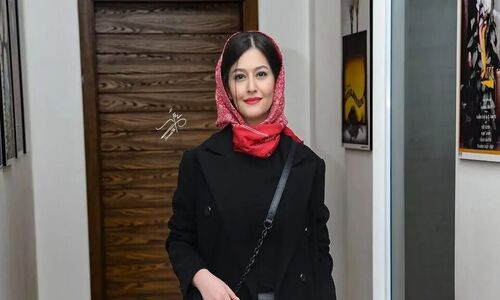 استایل کژوال پردیس احمدیه با شلوار اسلش و لباس کوتاه و جوراب پلنگی!!!