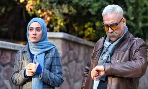 بیوگرافی و حواشی زندگی امیرکاوه آهنین‌جان بازیگر نقش جنجالی «سمیر» در سریال پرمخاطب «الگوریتم» و همسرش