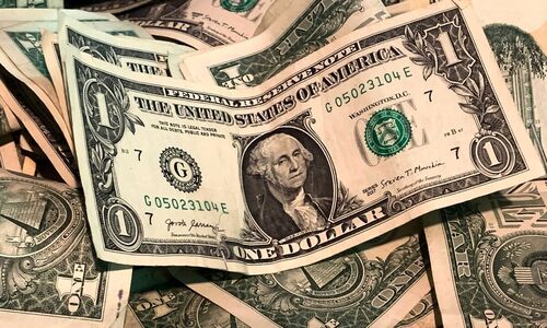 پیش‌بینی قیمت دلار فردا شنبه ۷ تیر ۱۴۰۴ / روند نزولی قیمت دلار همچنان ادامه دارد؟