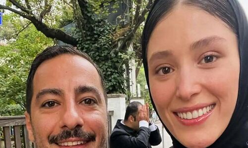 عکس نوید محمدزاده و مادرزن افغانستانی اش
