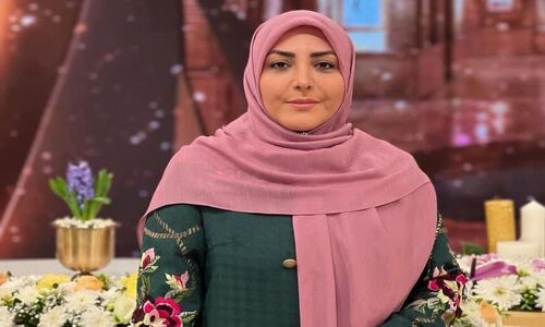 المیرا شریفی مقدم عکسی از دوران سوم ابتدایی اش منتشر کرد +عکس/سنگ تمام خانوم مجری روز اول مدرسه