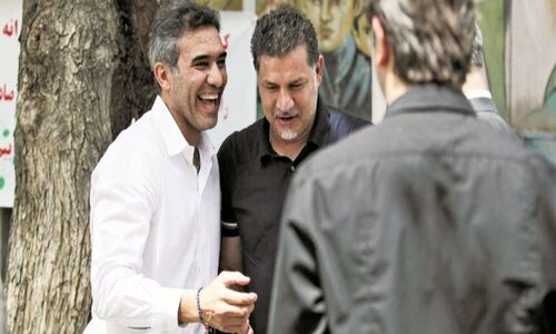 عکس سفر در زمان / علی دایی، عابدزاده، افشین پیروانی و حمید استیلی در نماز جمعه تهران   ابرستاره های فوتبال در دهه 70
