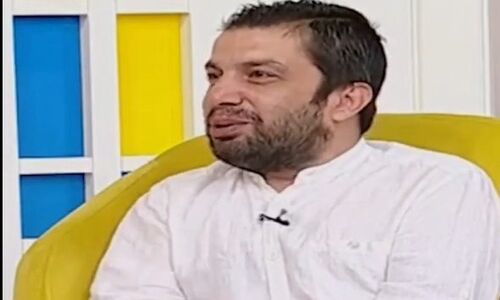 عباس جمشیدی‌فر خیلی خوبه