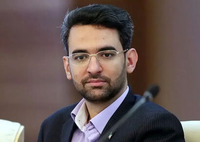 آذری جهرمی: ورزش را به اهل آن بسپارید