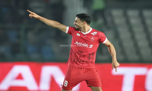 علیپور تک‌تیر‌انداز پرسپوليس در یکقدمی پروین