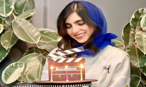 بیوگرافی بنفشه ریاضی دختر خاله هوتن شکیبا در سریال تاسیان؛ وضعیت تأهل + تصاویر این دختر جذاب